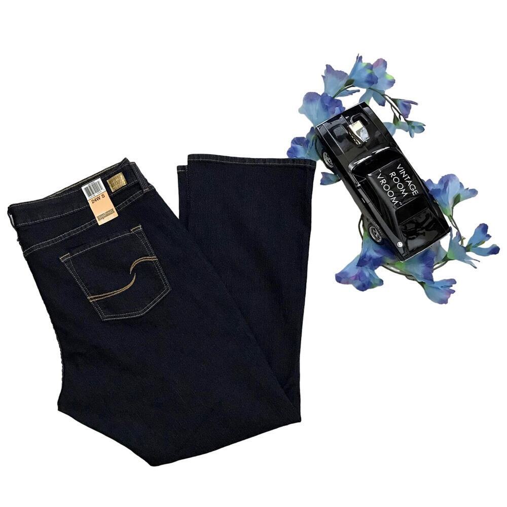 Levi's NWT Dark Wash Shaping Boot Cut Jeans Women 24W Short